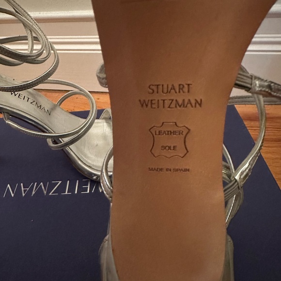 Stuart Weitzman MYEXSONG 4in Heels Silver Sz 5 - Picture 4 of 8